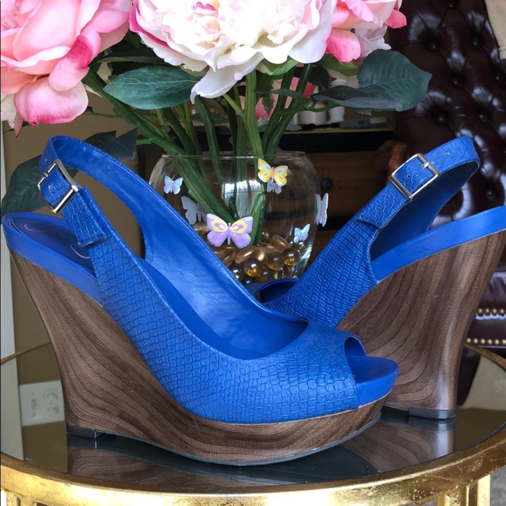 Jessica Simpson blue vegan leather platforms